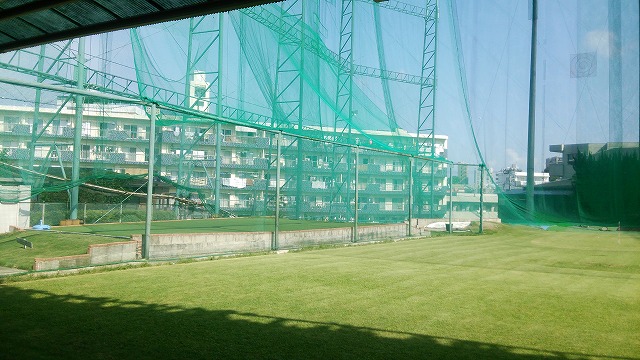 西荻ゴルフセンター アプローチ練習場もあります。