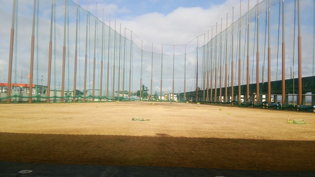 長岡南ゴルフガーデン 230ヤードの天然芝